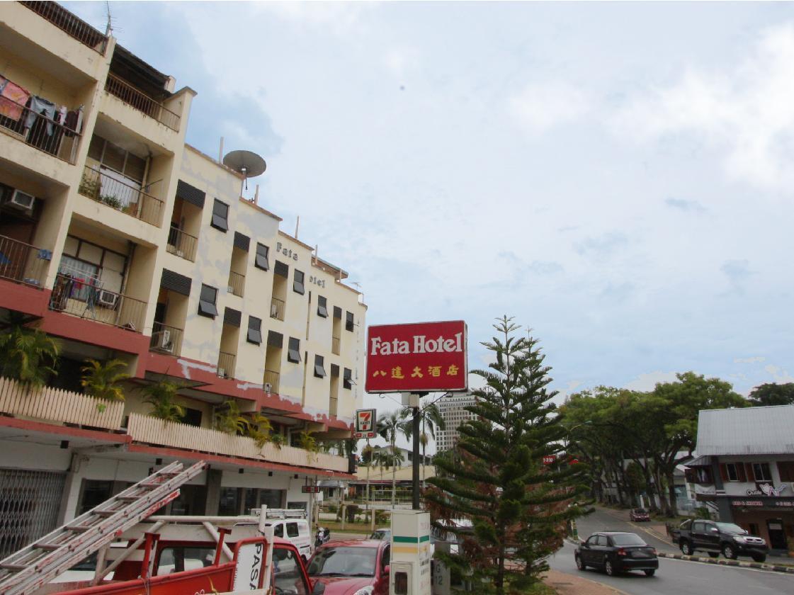Fata Garden Hotel By Place2Stay Kuching Exterior photo
