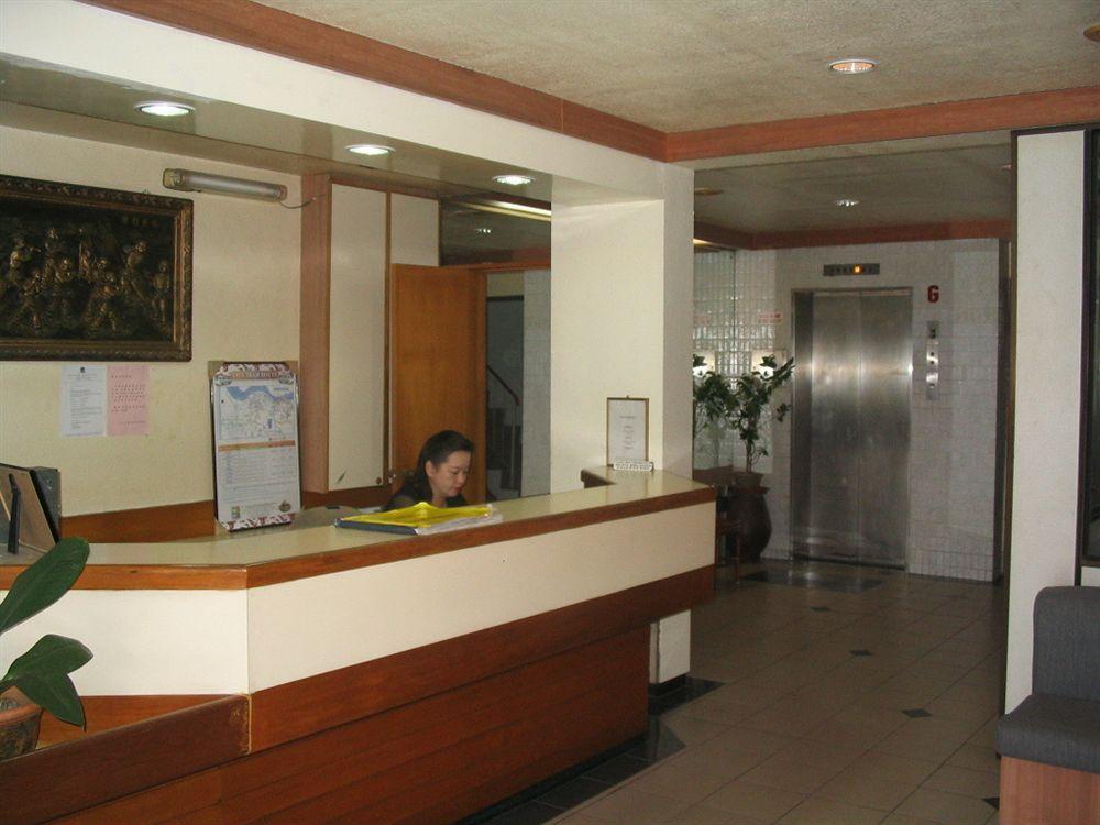 Fata Garden Hotel By Place2Stay Kuching Exterior photo