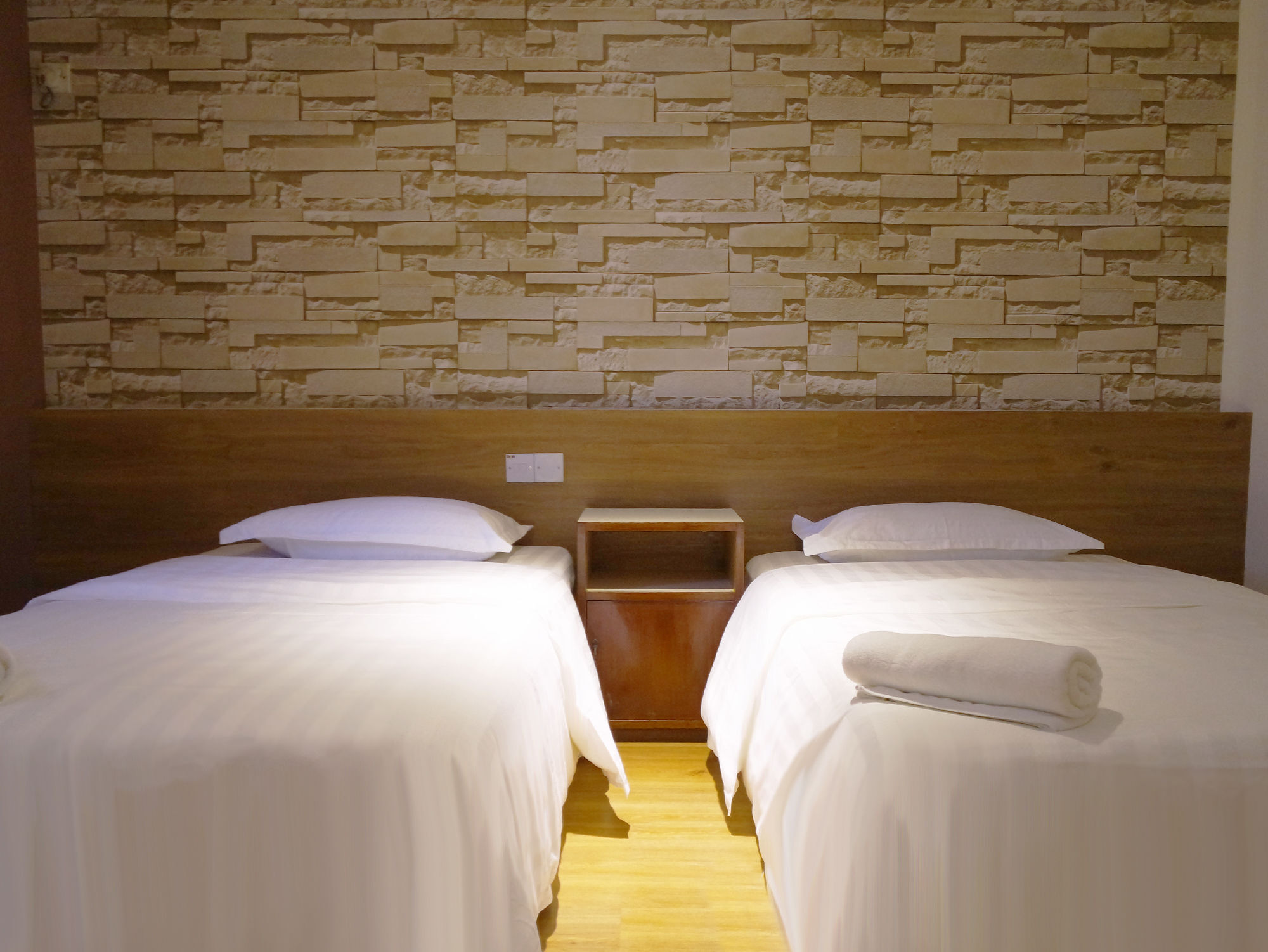 Fata Garden Hotel By Place2Stay Kuching Exterior photo